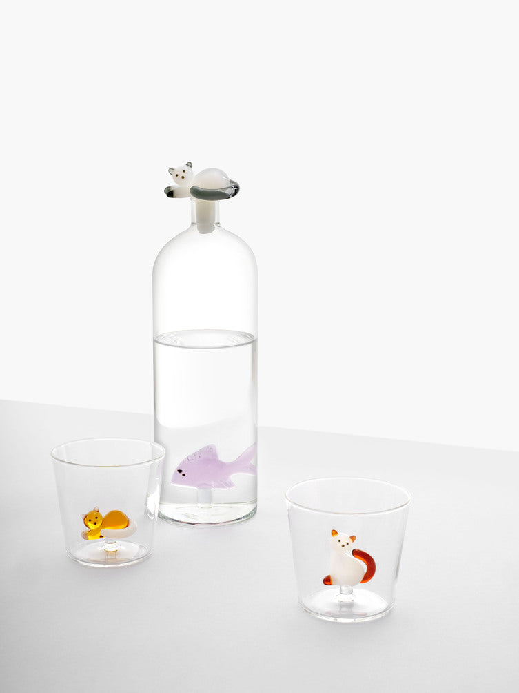 Ichendorf Verre Tabby Cat lying ambre blanc