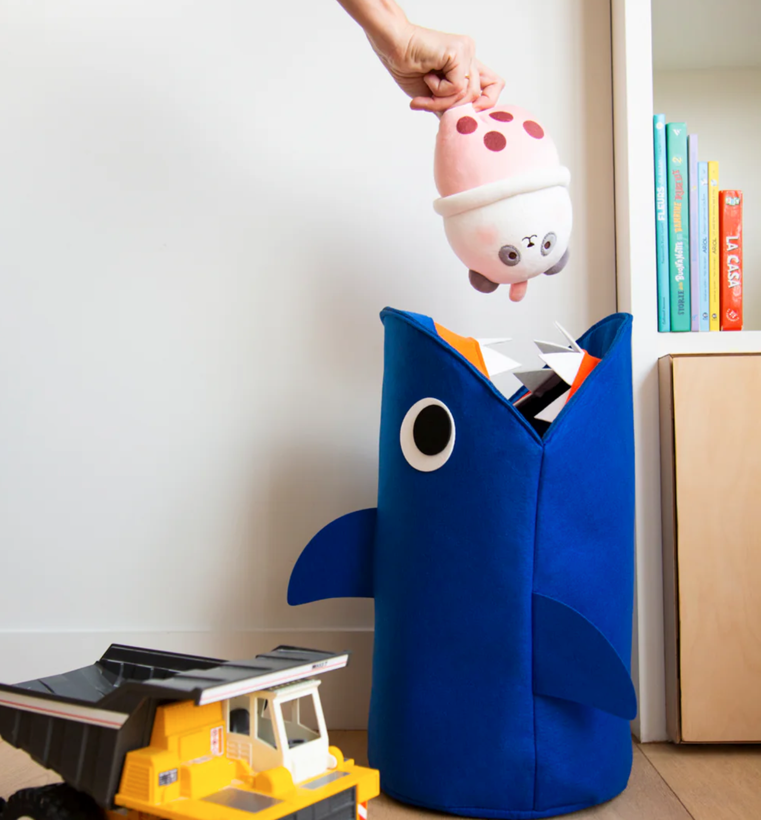 OMY Panier Sharky