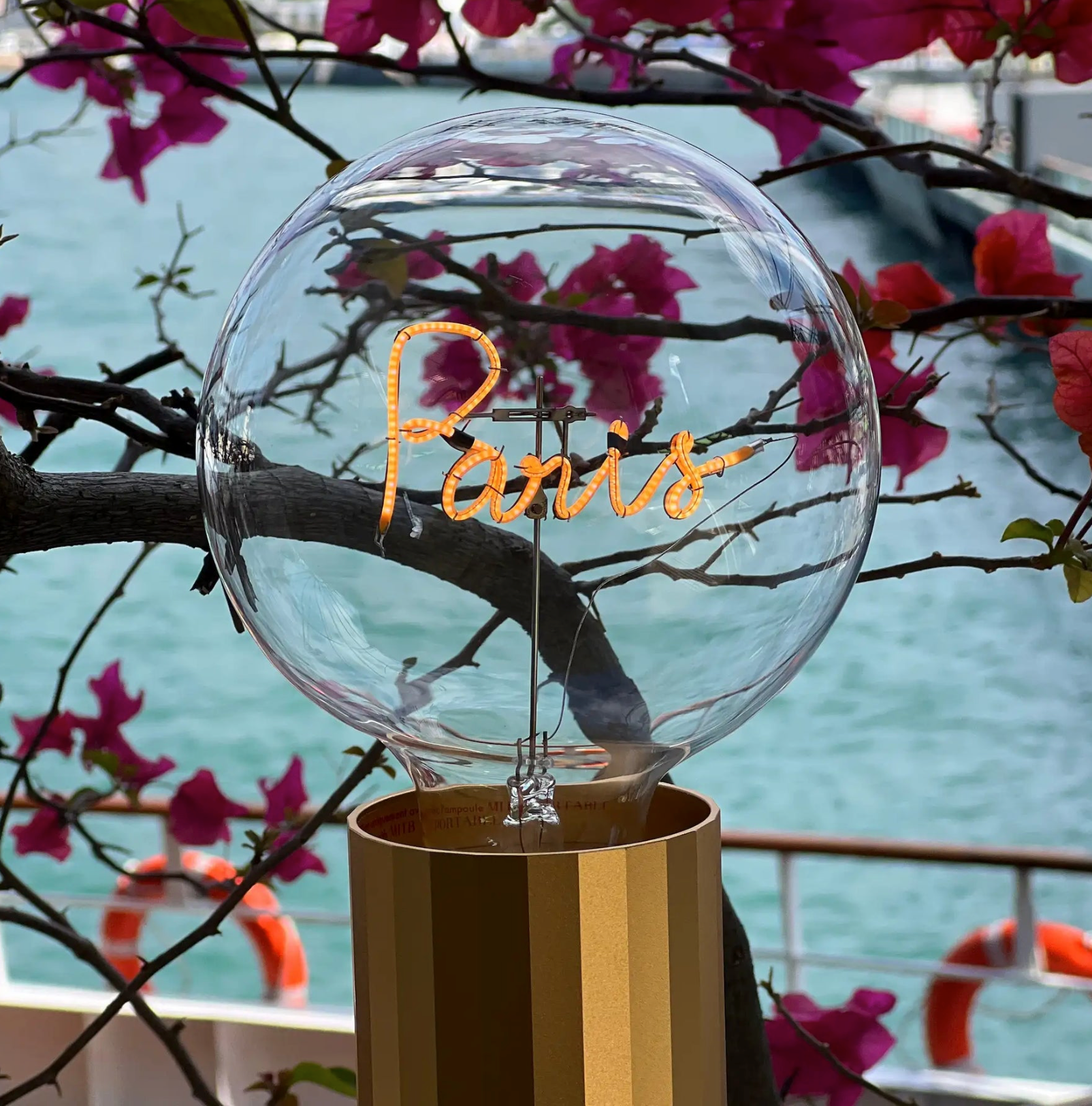 Ampoule Paris pour socle portable sans fil