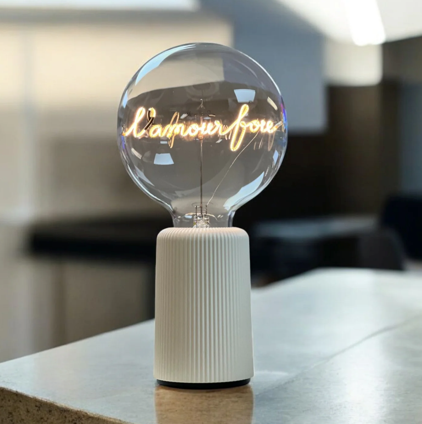 Ampoule L'amour fou pour socle portable sans fil