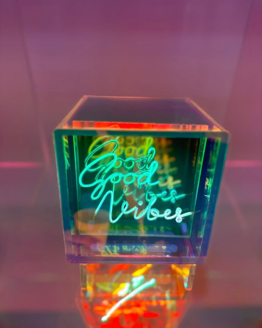 Boîte à message - Good Vibes