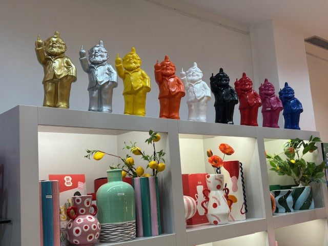 Nain Doigt D'Honneur By Ottmar Hörl - or