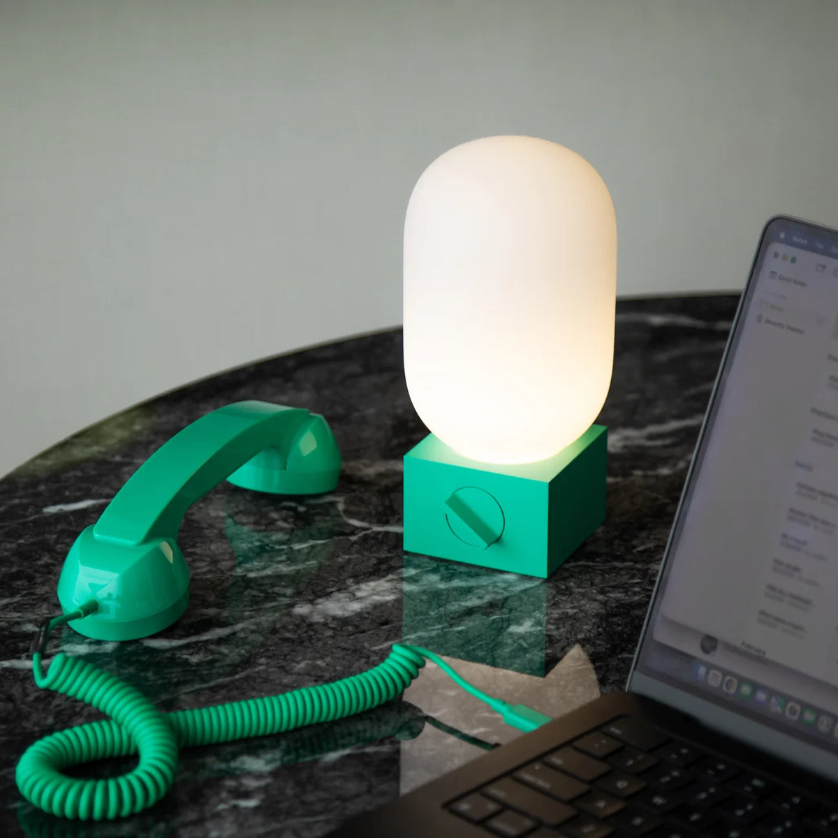 Native Union Pop Light