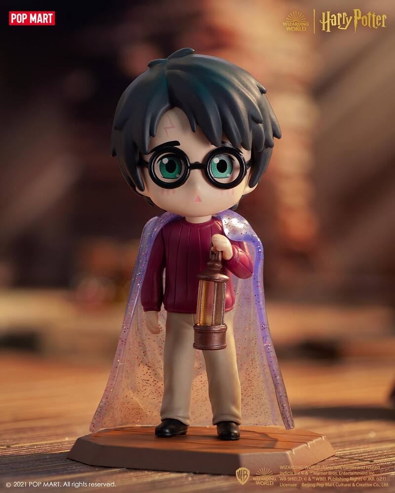 FIGURINE HARRY POTTER SORCERER