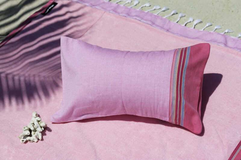 COUSSIN DE PLAGE - NYALI