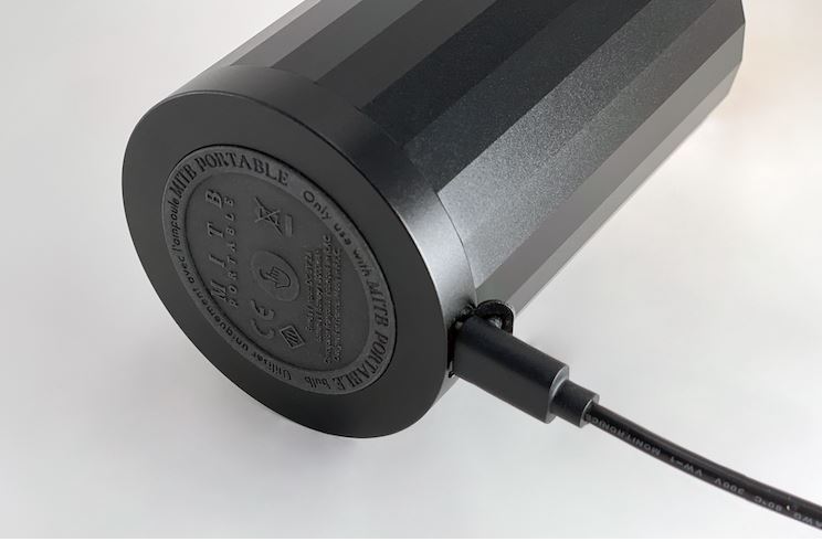 Socle sans fil doré pour ampoule message - H 11 cm