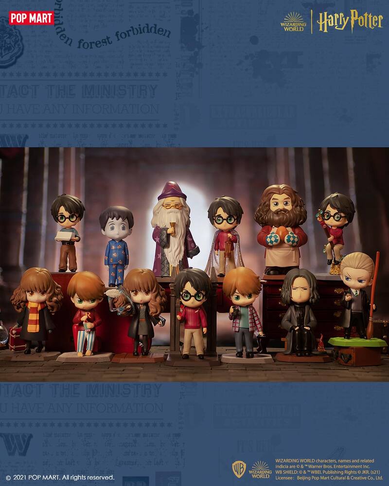 FIGURINE HARRY POTTER SORCERER