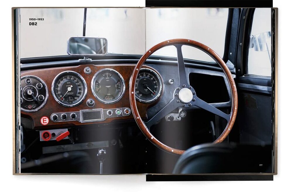 Livre Déco - The Aston Martin Book