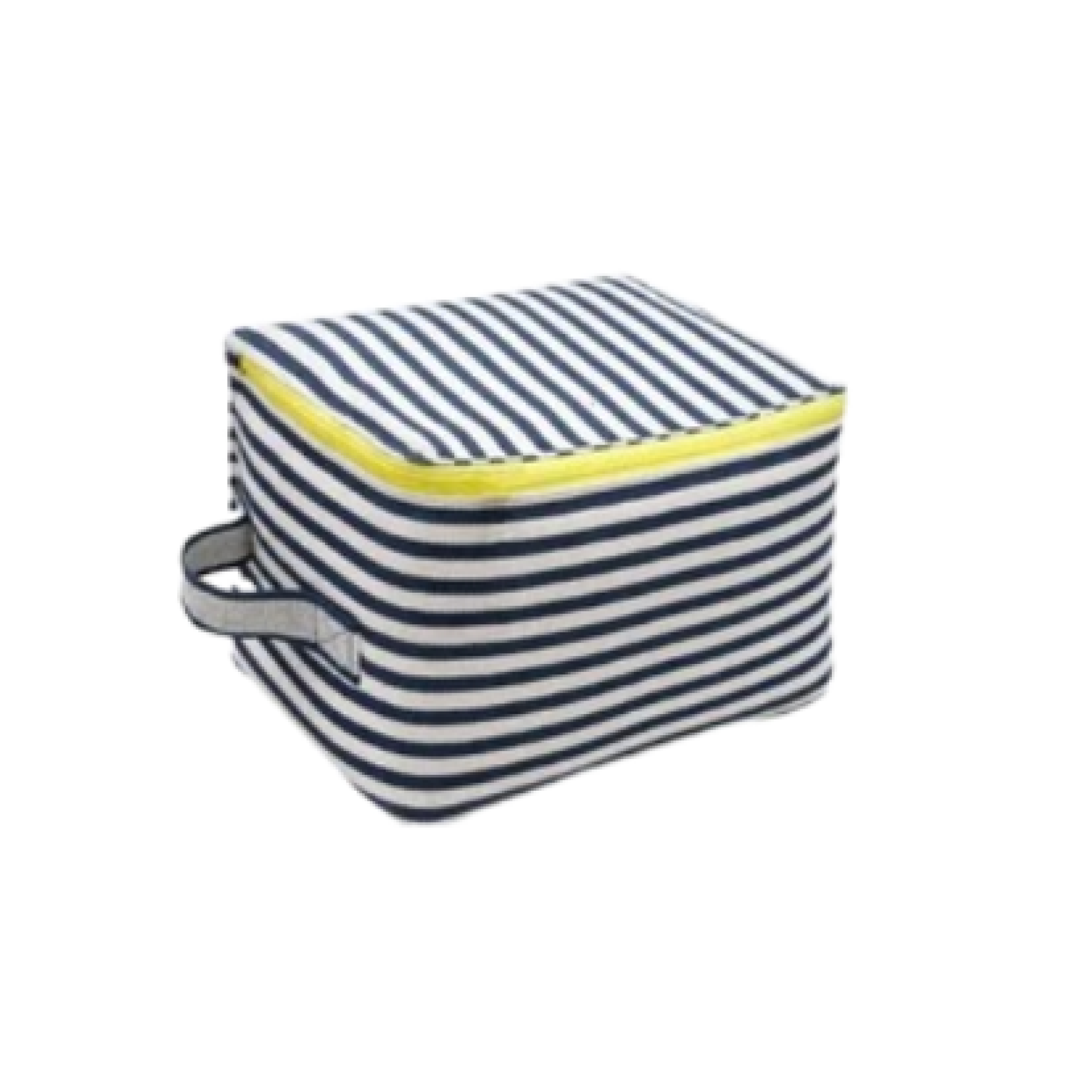 La house case SS26 Denim de Bensimon, de couleur marine a pour motifs des rayure bleu marine. Elle possède une fermeture zippée  et est pensée pour ranger et protéger vêtements, accessoires ou objets du quotidien.