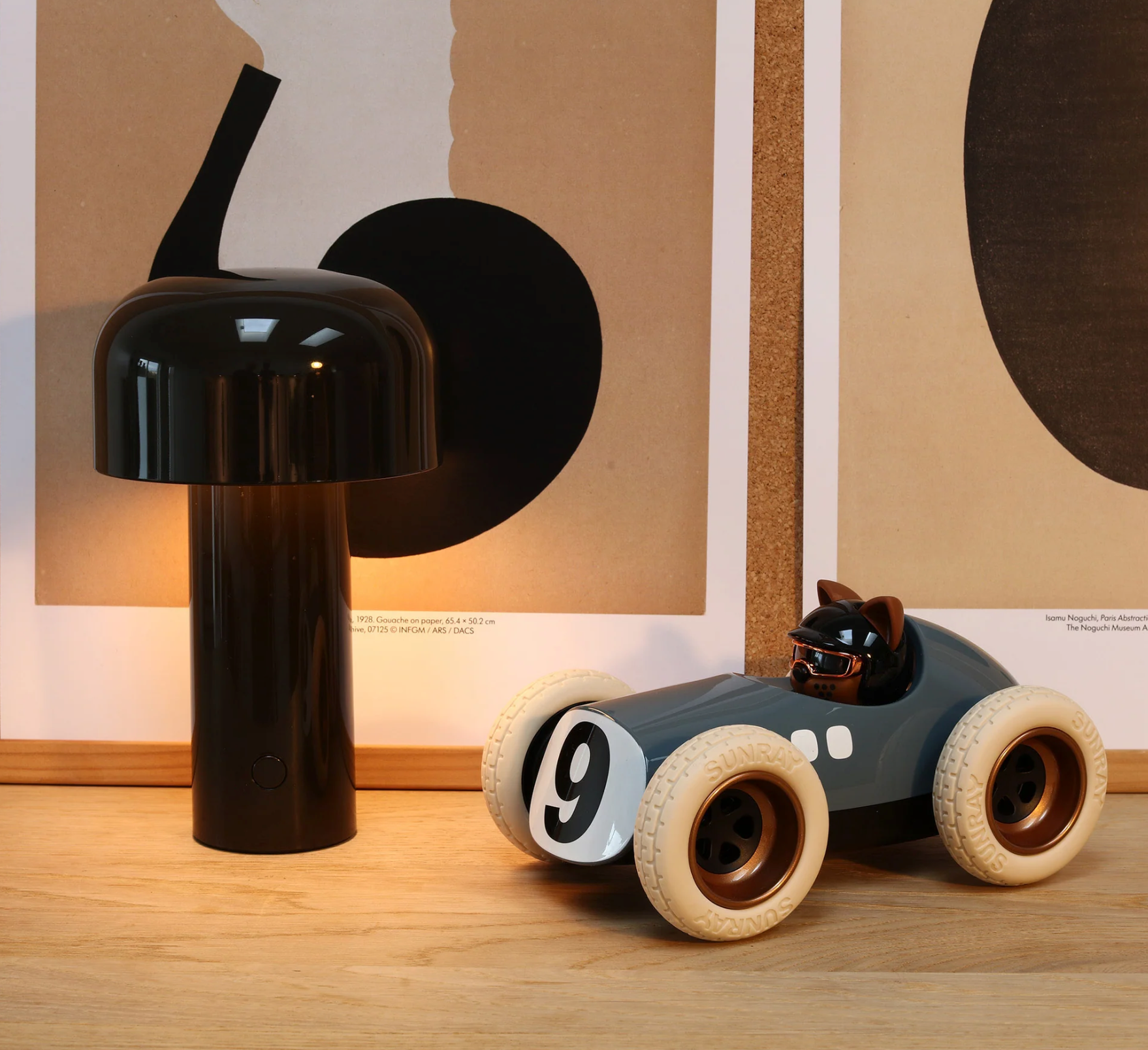 Voiture Egg Carlos - Gris