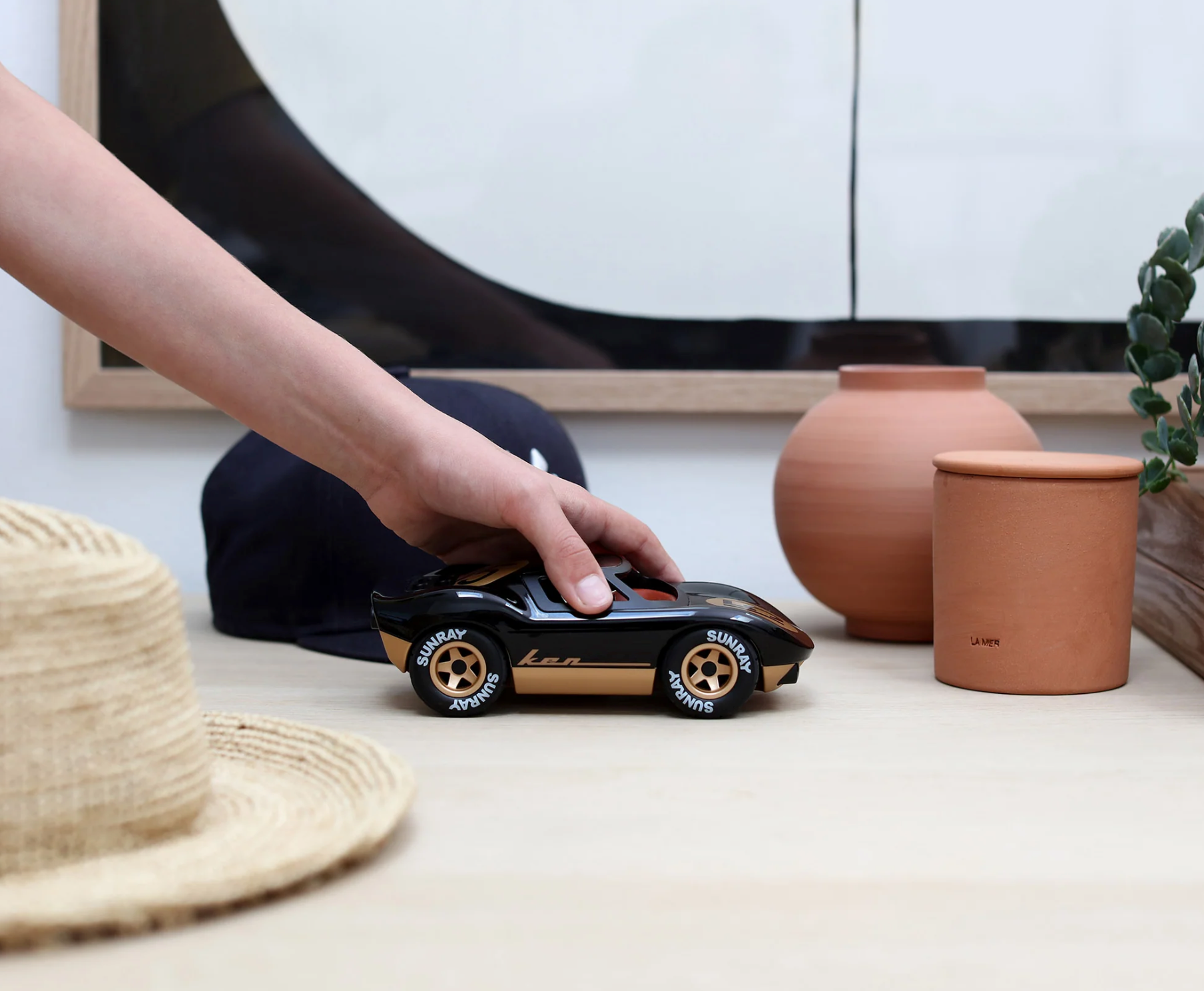 Voiture mini Ken Cave - Noir/Or