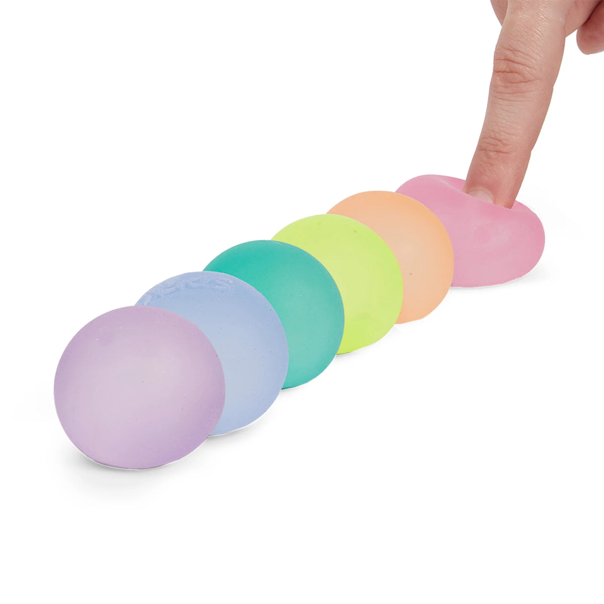 6 mini balles anti stress Speks Gump