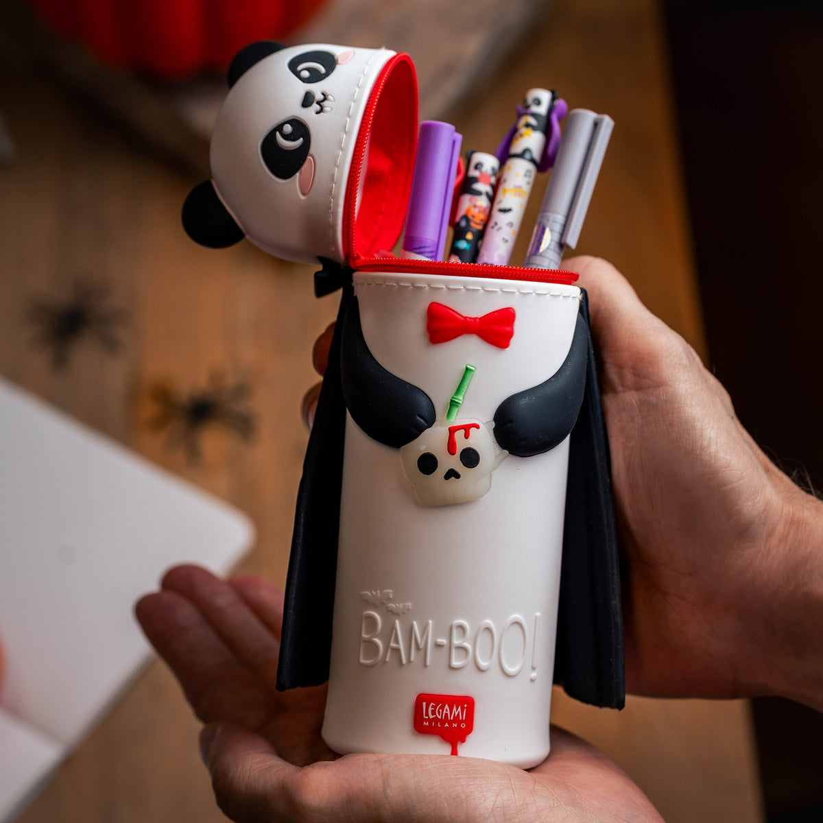 Legami Trousse en silicone 2 en 1 Kawaii- Panda Bam Boom