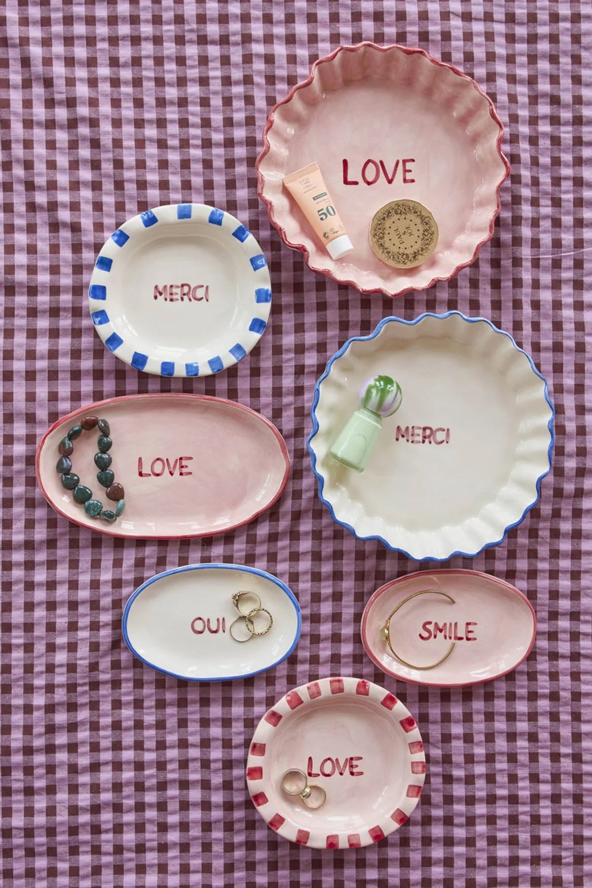 Assiette céramique peinte à la main - merci