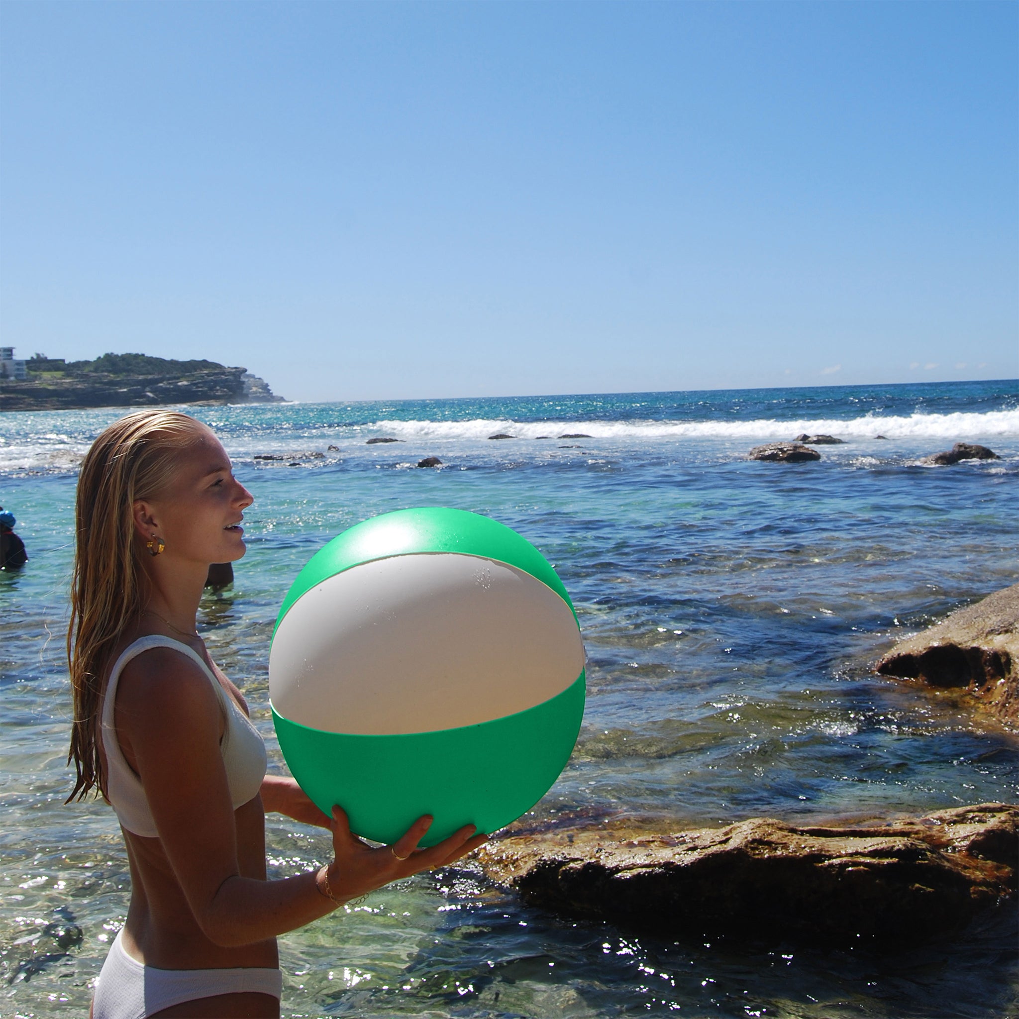 Sunnylife Ballon de plage gonflable rayures