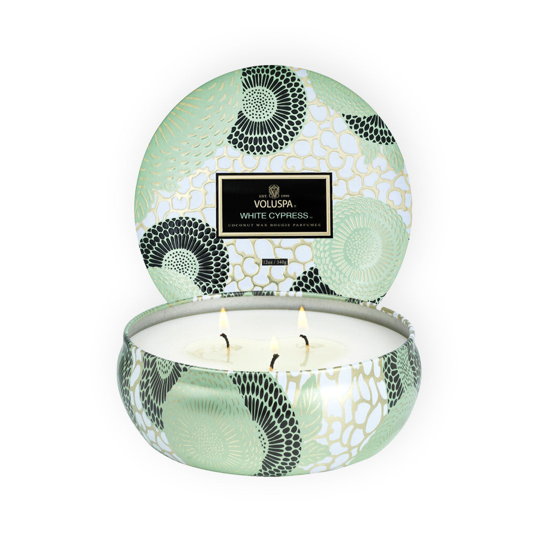 Voluspa bougie parfumée 3 mèches - White Cypress
